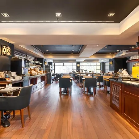 U232 Hotel-2